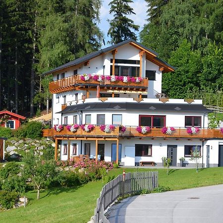 Haus Woehrer / Appartement Fischbacher Шладминг Стая снимка
